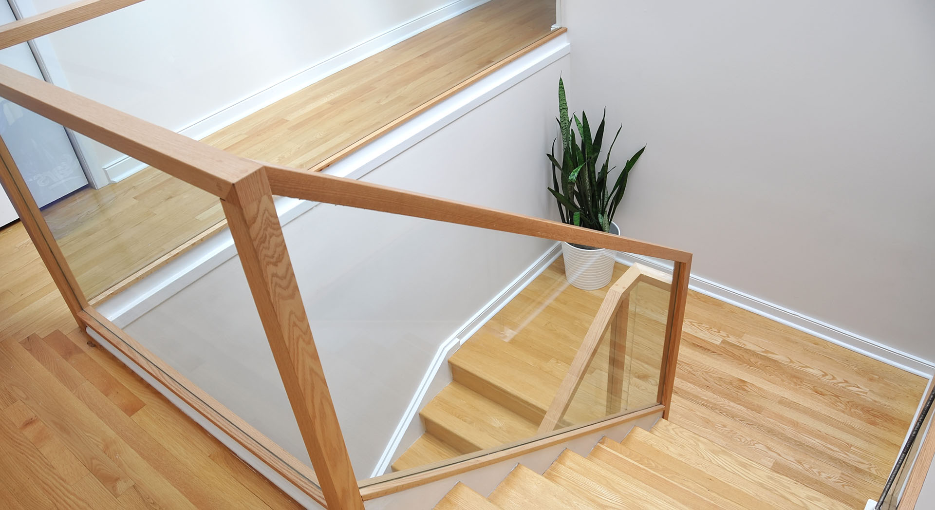Campbell's Woodcraft Ottawa Stairs, Handrails, Recaps, Cabinetry, Furniture, Custom Woodwork.